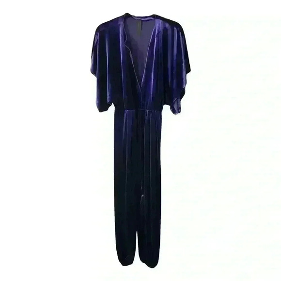 NORMA KAMALI Rectangle Jog Velvet Jumpsuit In purple. - Picture 4 of 6